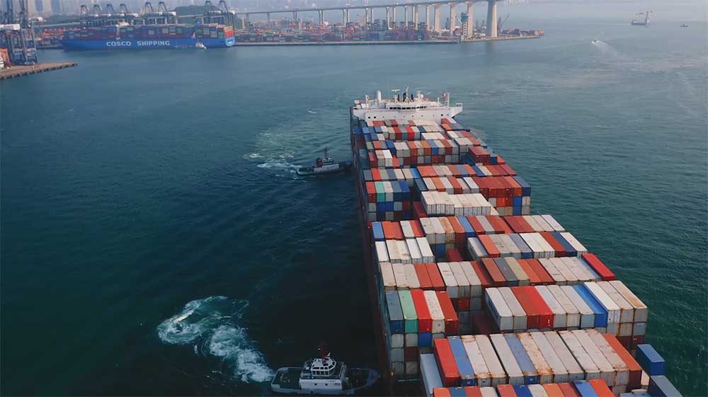 business_container_ship1