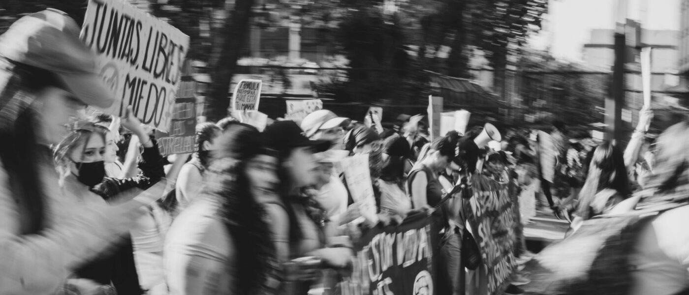daniela-martinez-JpyERlSCNCI-unsplash